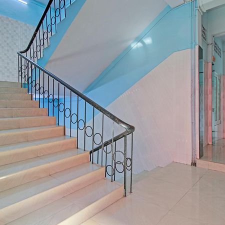 Spot On J P Tourist Home Kollam Ngoại thất bức ảnh